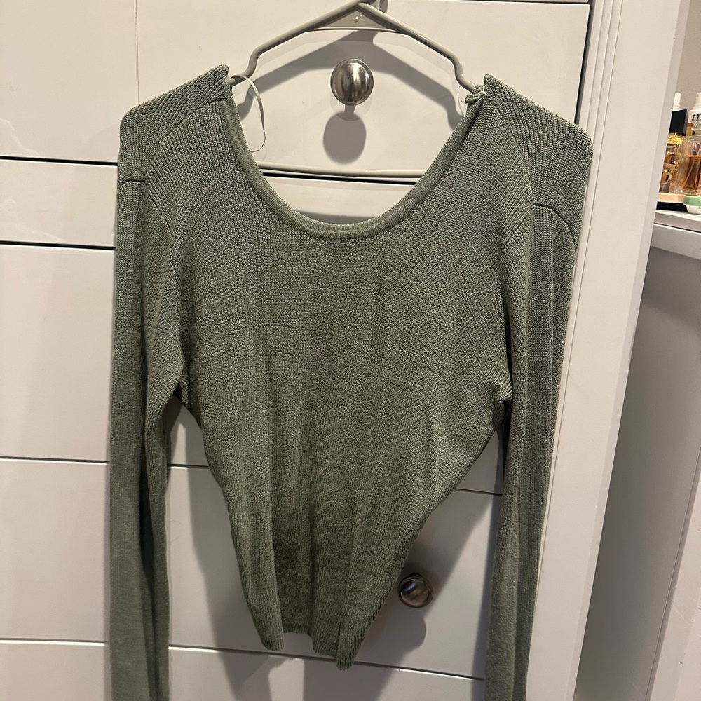 Simple Sage Long Sleeve Top